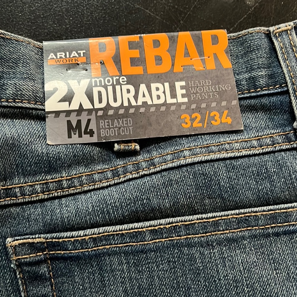 Ariat Work. Rebar jeans. M4 Relaxed boot cut. 32/34.